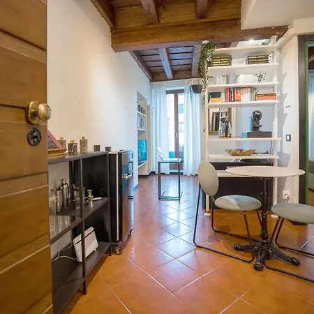 Apartment Nice Apartment Verona